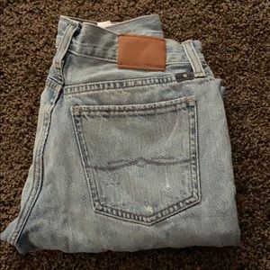 Distressed Lucky Brand Jeans